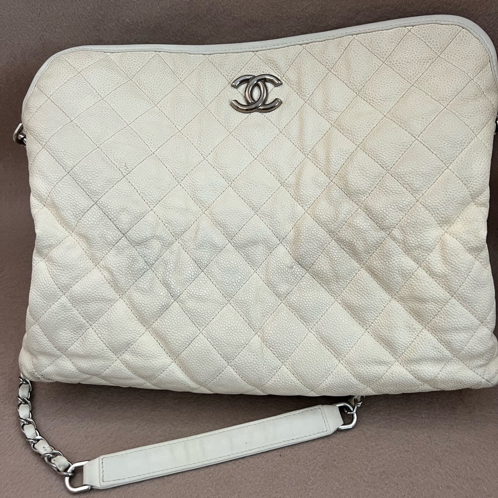 Chanel off-white French Riviera Hobo. Caviar leather. - Picture 4 of 13